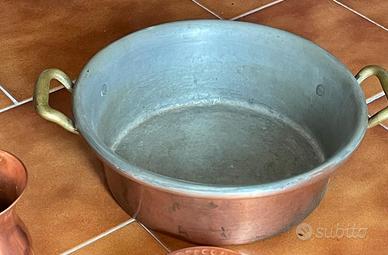 Pentola in rame stagnata