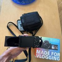 Sony ZV-E10 4K + Obiettivo 16-50mm – Kit completo