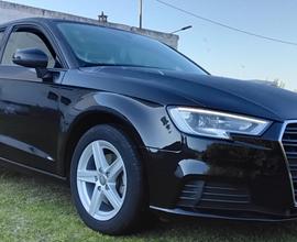 Audi A3 SPB 30 TDI Business