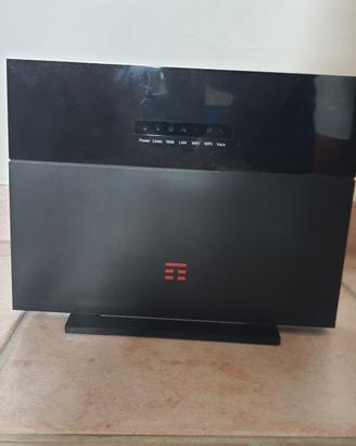 TIM HUB + - Modello ZXHN H388X