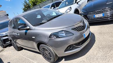 Lancia Ypsilon 1.0 FireFly 5 porte S&S Hybrid Gold