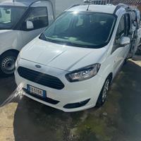 Ford 4 posti autocarro 1.5tdci anno 2017