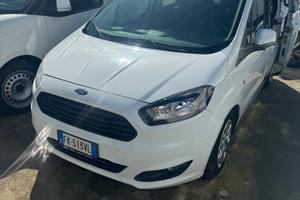Ford 4 posti autocarro 1.5tdci anno 2017
