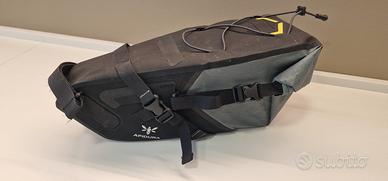 bikepacking Apidura posteriore 6 litri