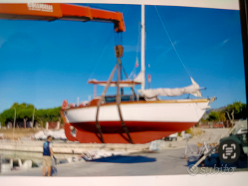 Barca a vela in legno