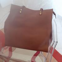 shopping bag in pelle