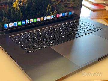 MacBook Pro 16’’ M3 PRO 18GB RAM/512gb SSD