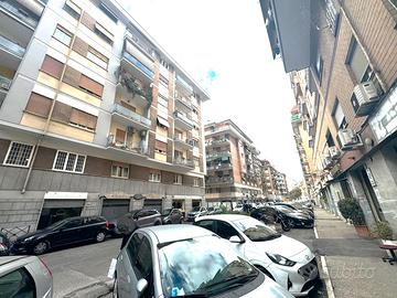 Magliana - locale commerciale ad uso investimento
