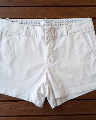 pantaloncini corti 