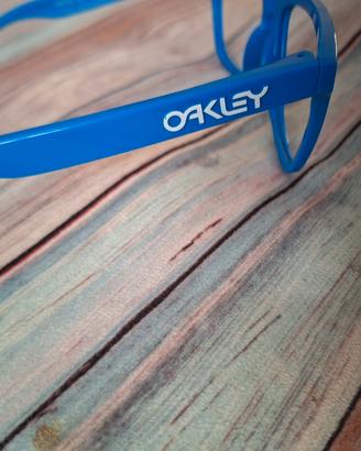 oakley 