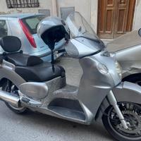 Scarabeo 500 anno 2004