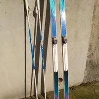 sci da fondo e scarponi 