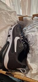 Nike Air Max 270 REACT