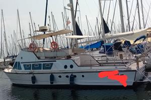 Barca legno cabinata