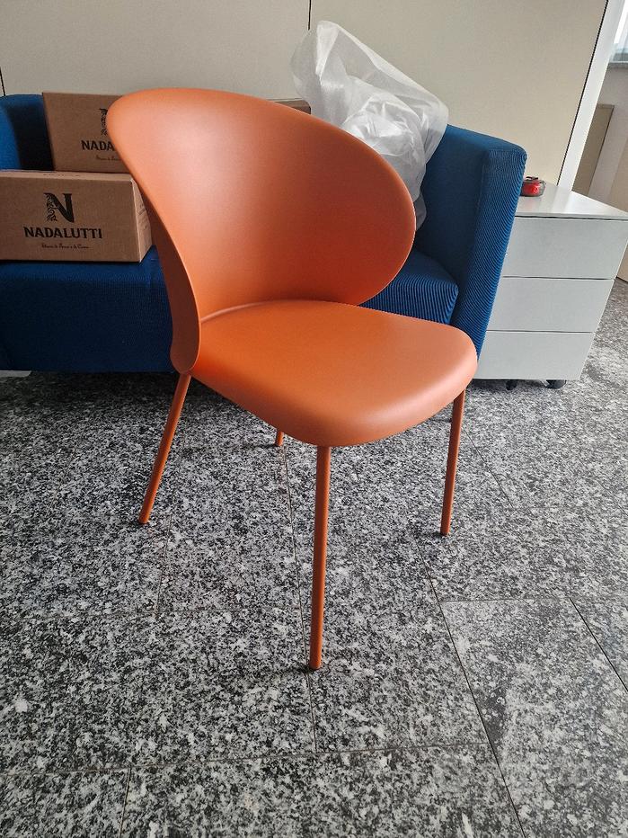 Stock sedie Mobili usati