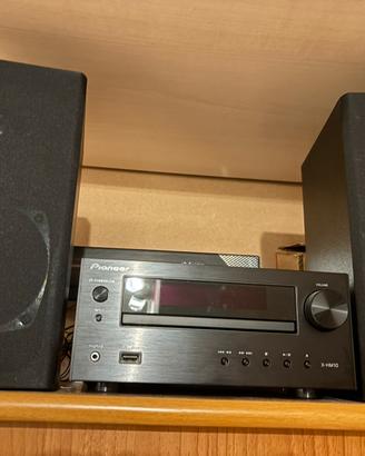 Stereo pioneer