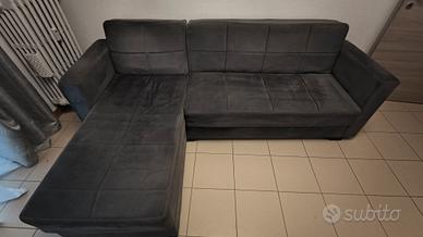 Divano angolare con contenitori quello della foto 