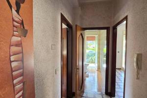 Appartamento di 170 m² con 5 locali e box auto a R