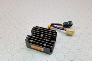 REGOLATORE TENSIONE CAGIVA RAPTOR 650 2001 2004