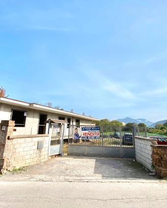 Casa Indipendente con Terreno di circa 4000 mq