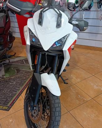 Moto Morini X-Cape 649