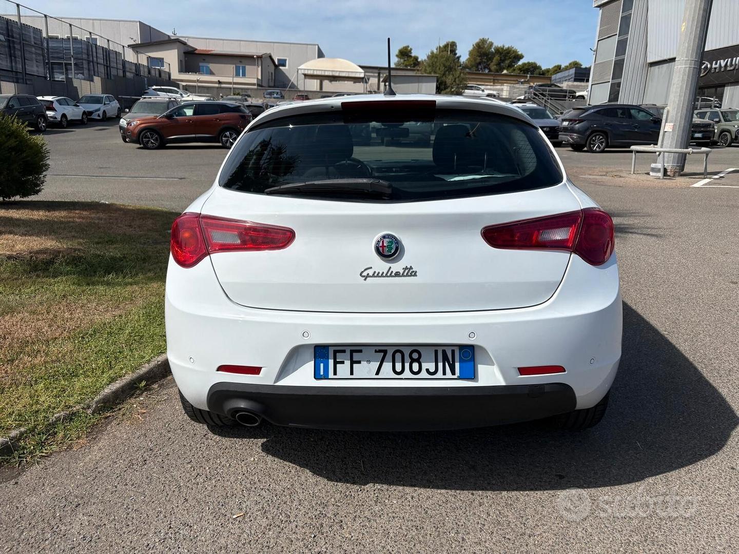 Alfa Romeo Giulietta 2016 photo 5