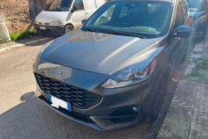 Ford Kuga 10/2021