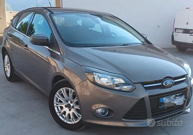 Ford Focus 5 porte 1.6 TDCI DIESEL TITANIUM 115CV