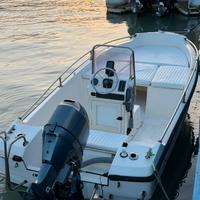 nautica barca a motore 