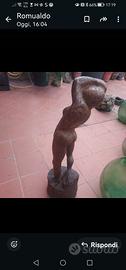 Statua in legno 