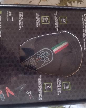 Caricatore batteria auto e moto