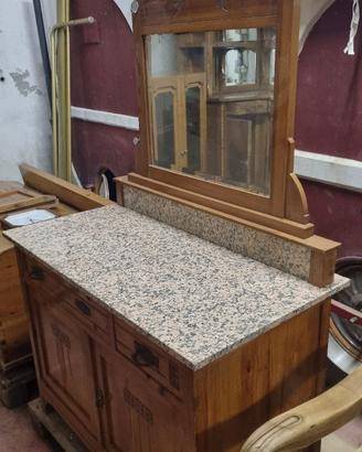 Specchiera Antica in Legno Intagliato 