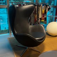Poltrona EGG chair