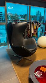 Poltrona EGG chair