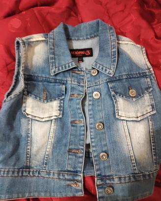 Giubbino jeans smanicato 