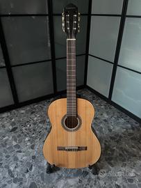 Giannini  chitarra classica + poggia chitarra