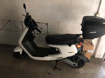 Niu mqi + lite