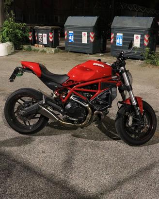 ducati monster 797  A2