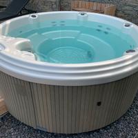 Vasca per idromassaggio