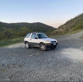 Toyota Rav4 Xa10