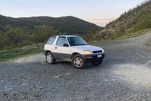 Toyota Rav4 Xa10