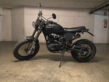 Scrambler Custom Nero Opaco- Verve Moto