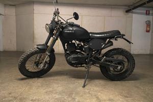 Scrambler Custom Nero Opaco- Verve Moto