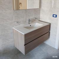 mobile bagno sospeso 