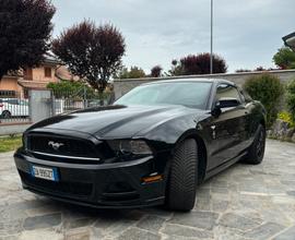 Ford mustang 3.7 premium