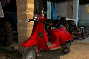 piaggio vespa 