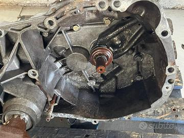 CAMBIO MANUALE COMPLETO RENAULT Clio Serie D7F D7F