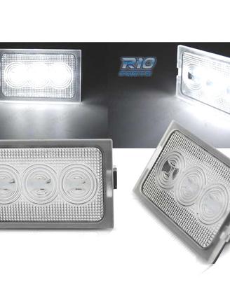 LUCI TARGA A LED PER LAND ROVER DISCOVERY 3 05-09
