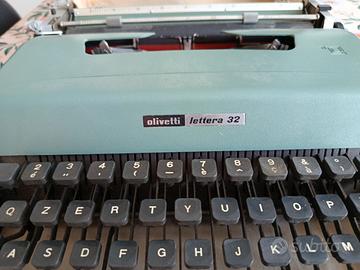 Olivetti lettera 32 con custodia 