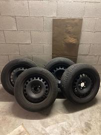 Gomme invernali + Cerchi 205/60/R16